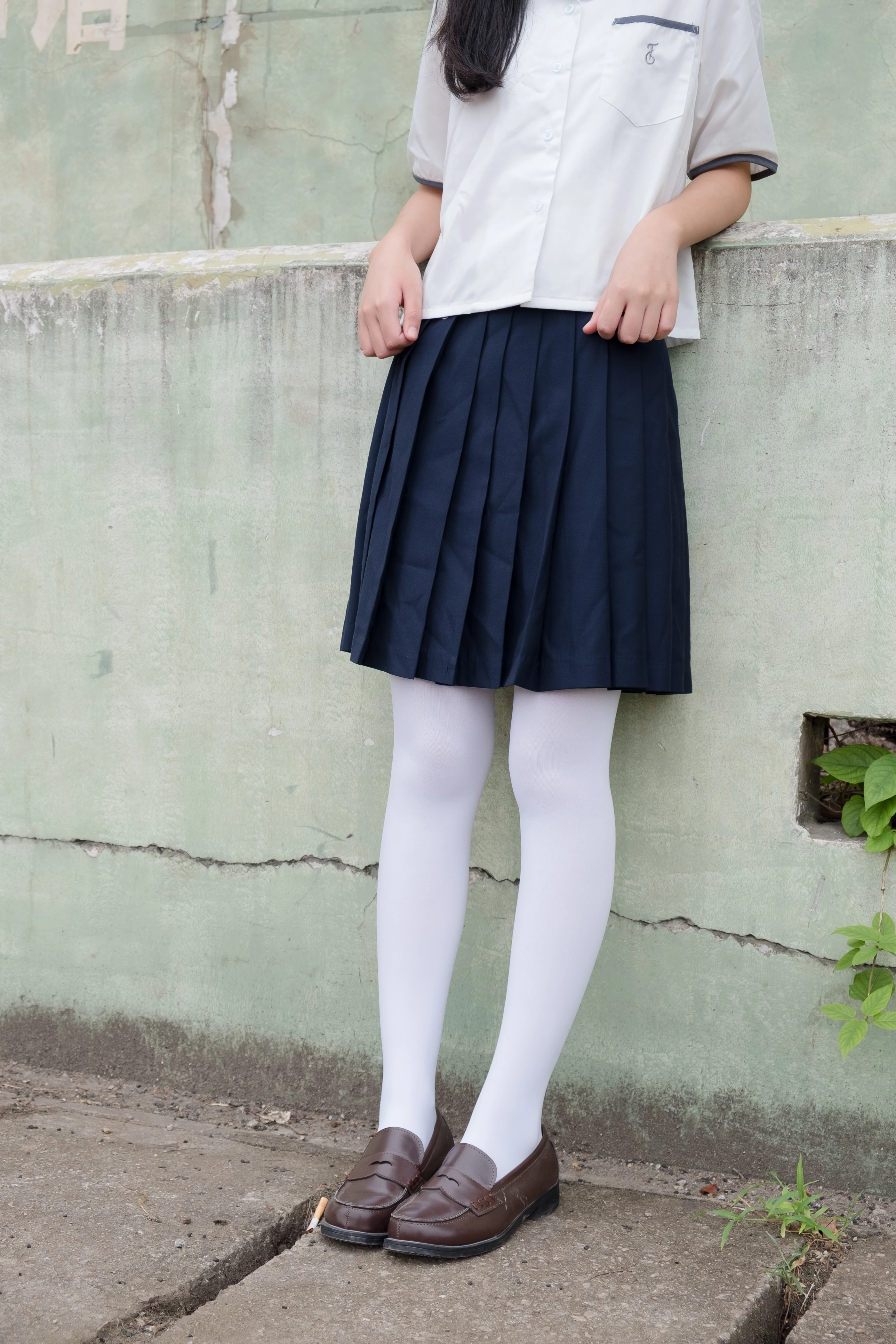 森萝财团 R15-034 [102P]插图